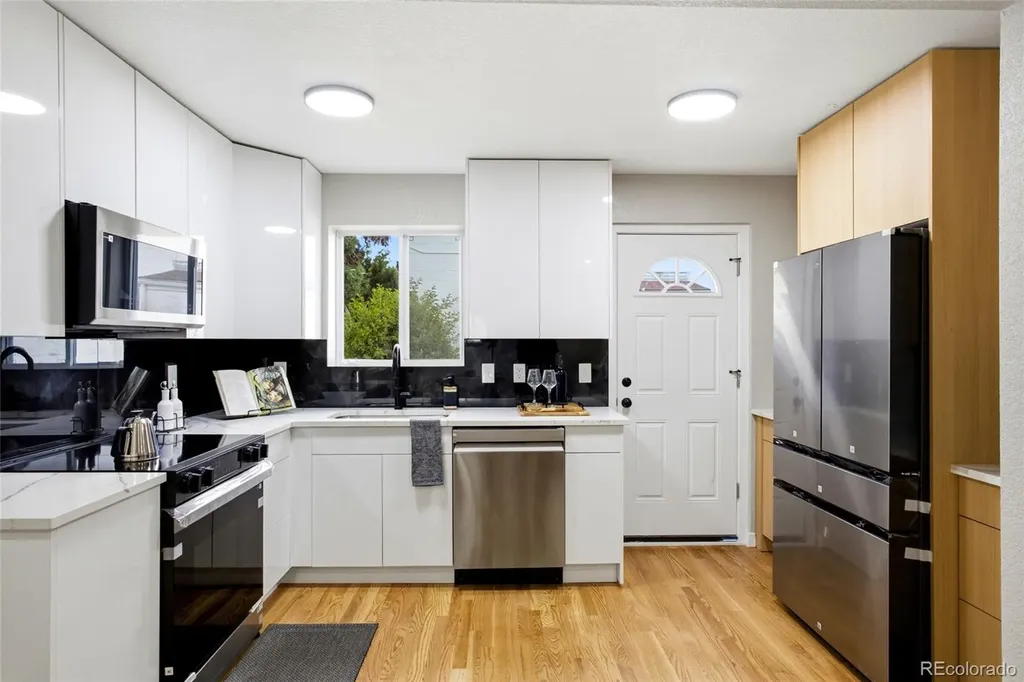 2823 N Madison Street Denver CO 80205