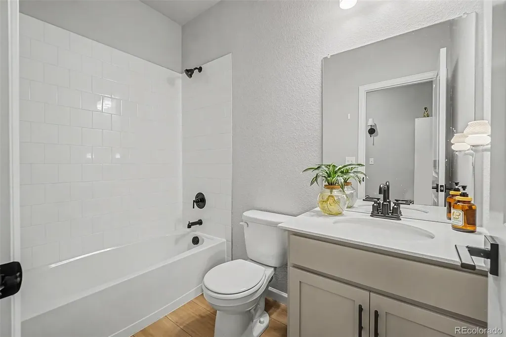 2941 S Flat Circle Longmont CO 80503