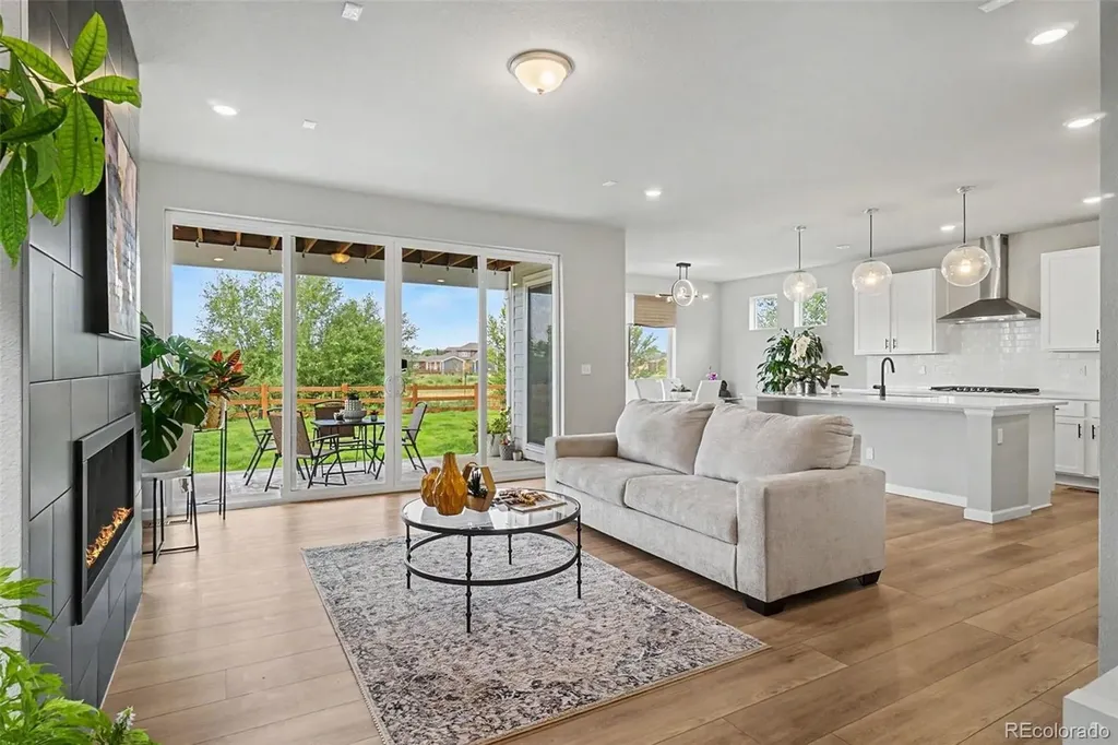 2941 S Flat Circle Longmont CO 80503