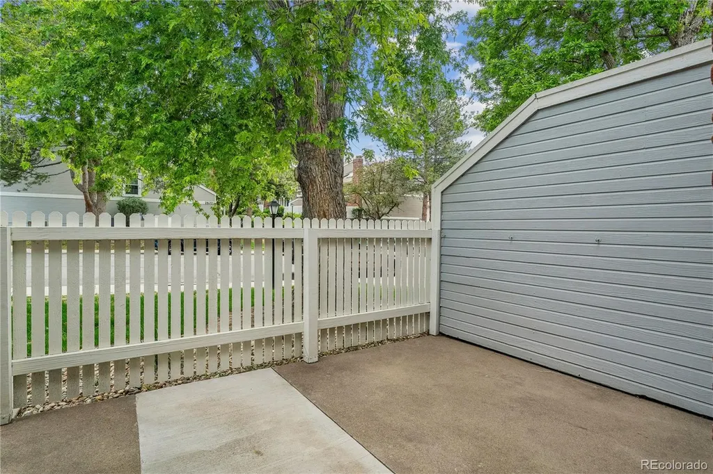 2811 W Long Drive Littleton CO 80120