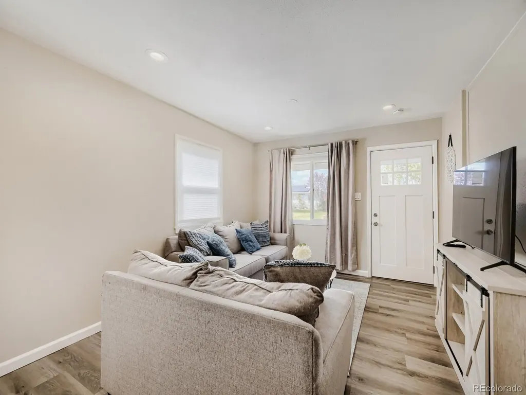 2260 Hoyt Drive Thornton CO 80229