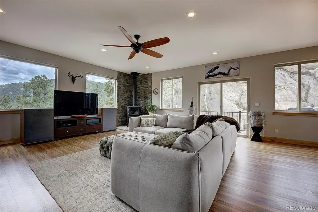 8621 Majestic View Drive Conifer CO 80433