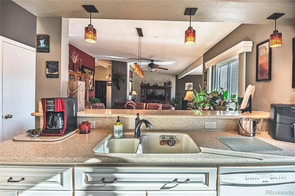 1126 Fontmore Road Colorado Springs CO 80904