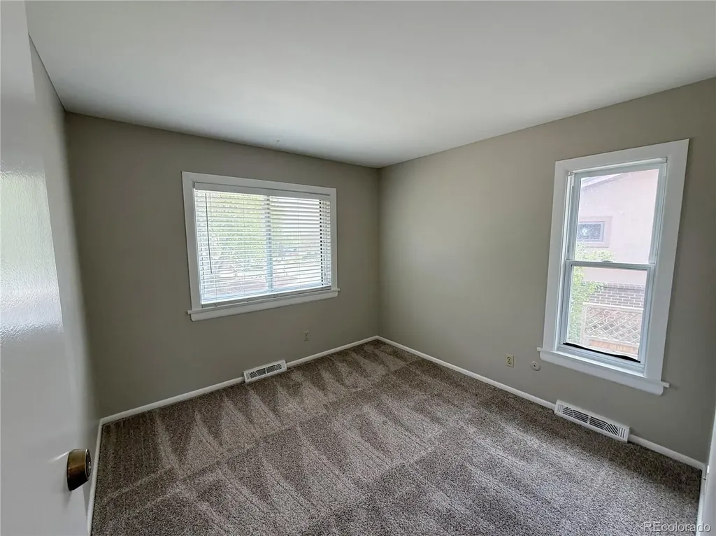 1437 S Yank Street Lakewood CO 80228