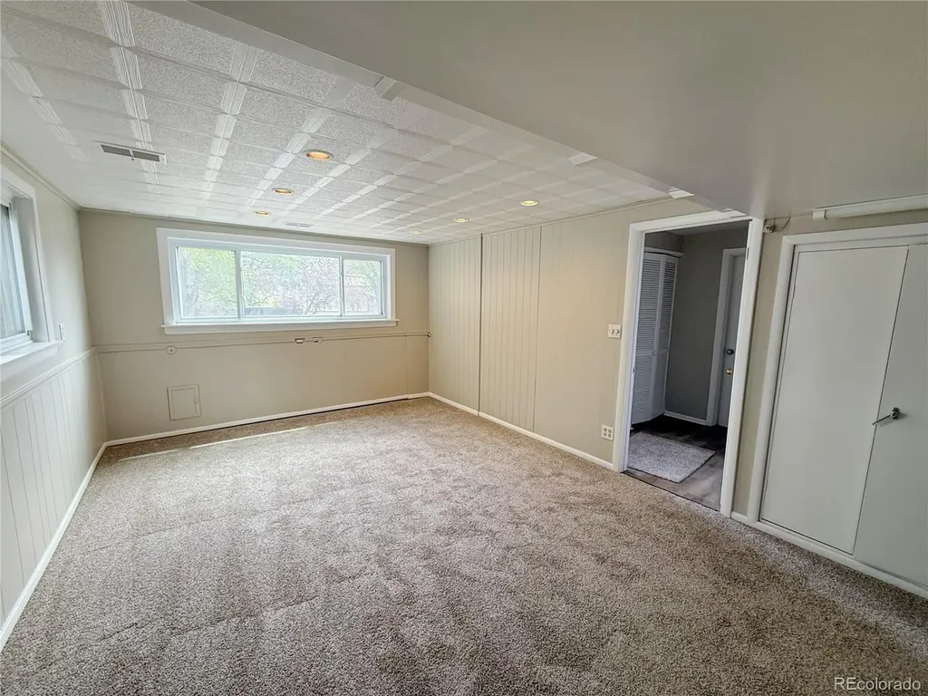 1437 S Yank Street Lakewood CO 80228