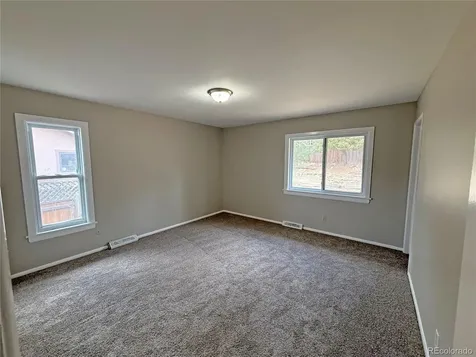 1437 S Yank Street Lakewood CO 80228