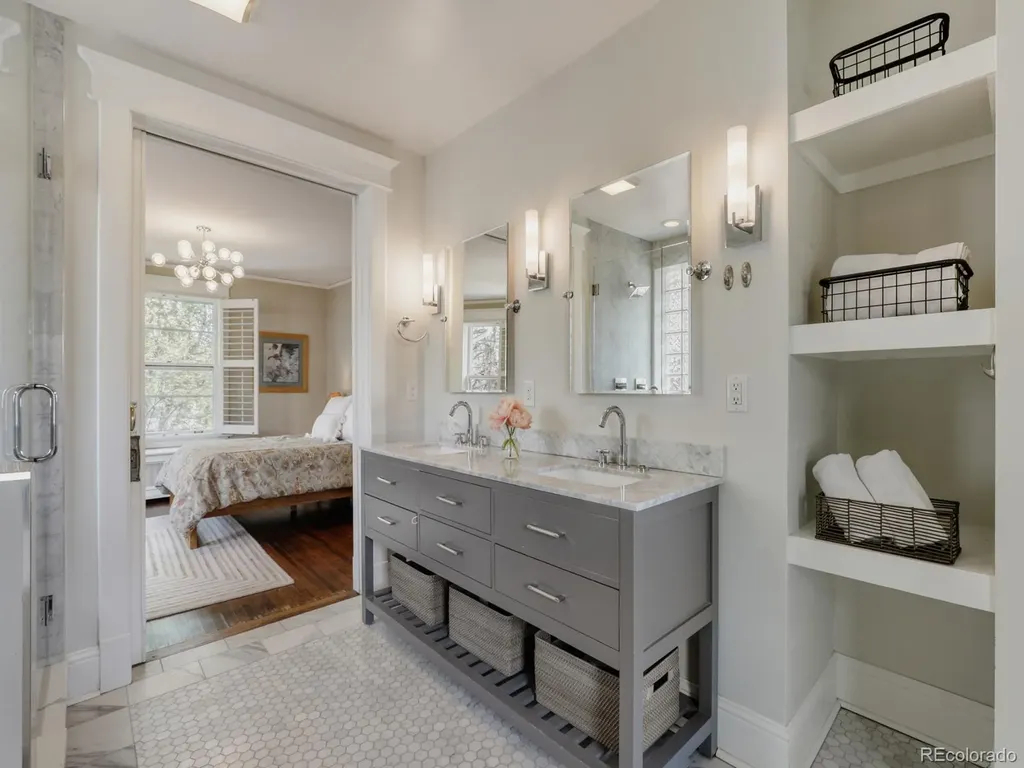 2365 Albion Street Denver CO 80207