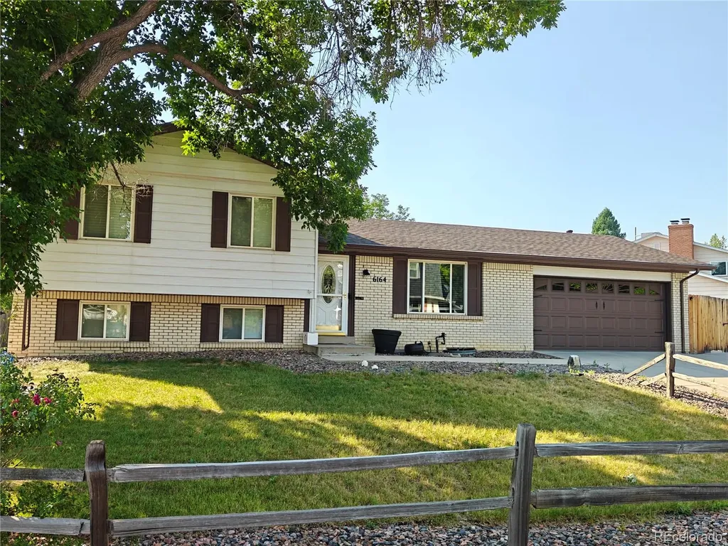 6164 S Eaton Court Littleton CO 80123