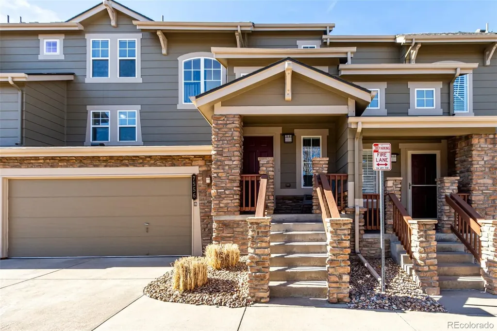 7556 S Shawnee Street Aurora CO 80016