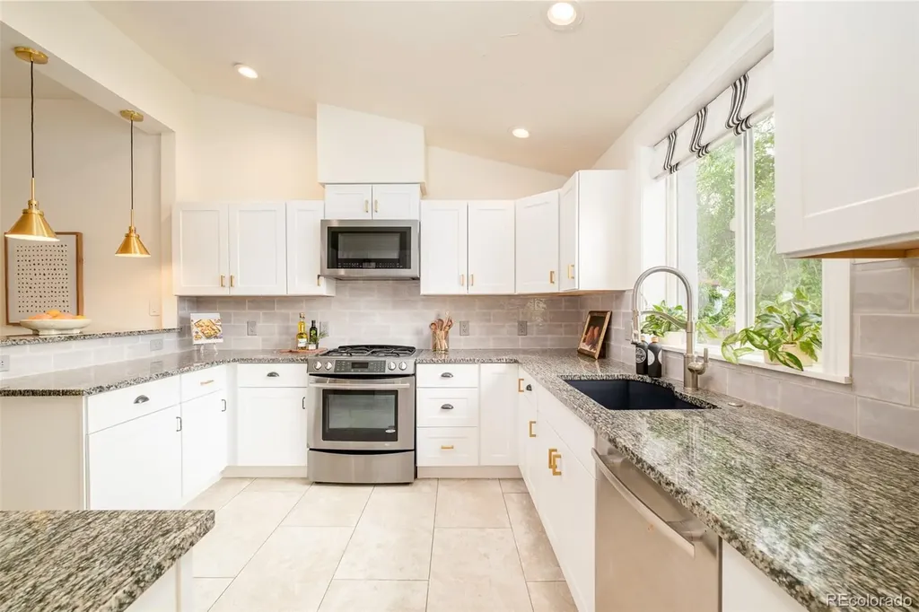 3810 Navajo Street Denver CO 80211