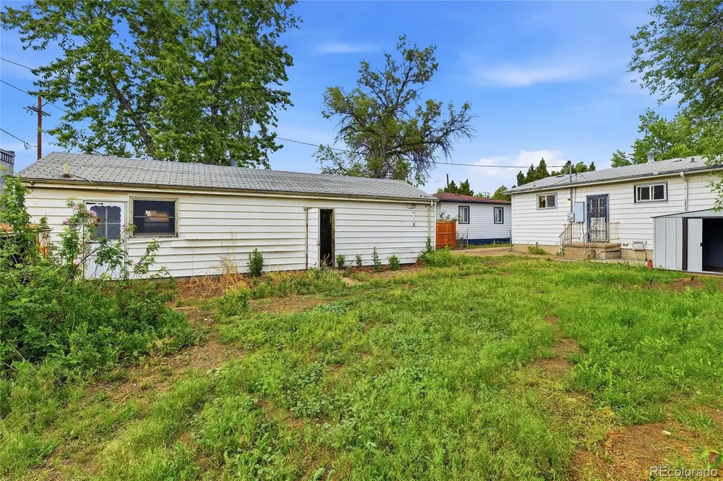 3817 S Inca Street Englewood CO 80110