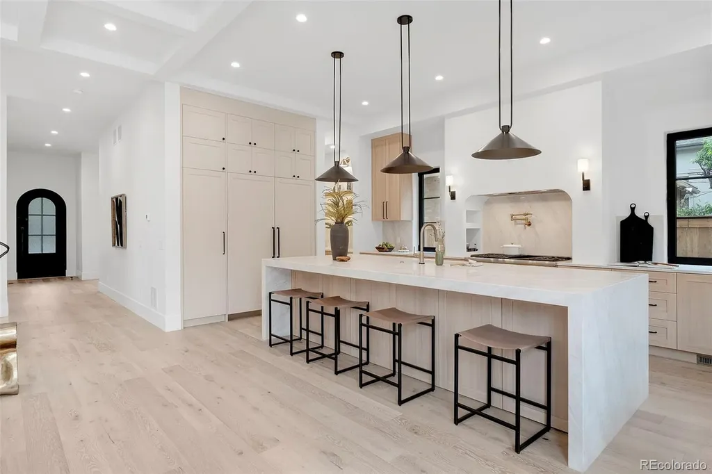 482 S Gilpin Street Denver CO 80209