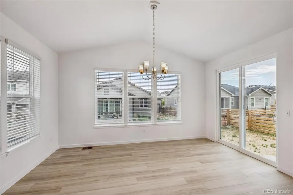 3731 N Hayleyville Street Aurora CO 80019
