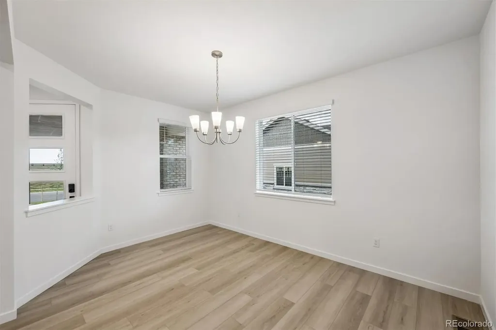 3731 N Hayleyville Street Aurora CO 80019
