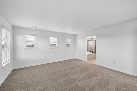3731 N Hayleyville Street Aurora CO 80019