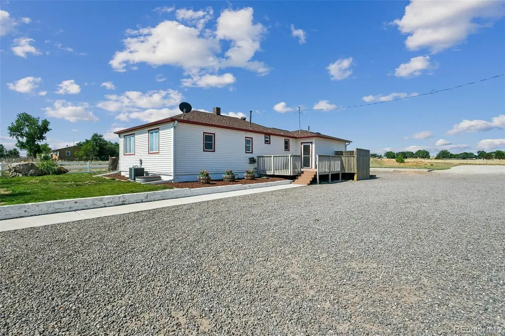 5523 County Road 37 Fort Lupton CO 80621