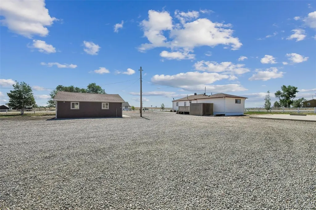 5523 County Road 37 Fort Lupton CO 80621