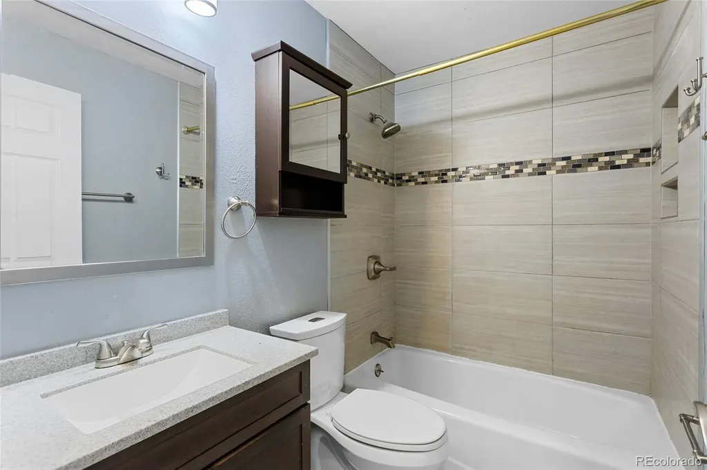 1495 S Biscay Court Aurora CO 80017
