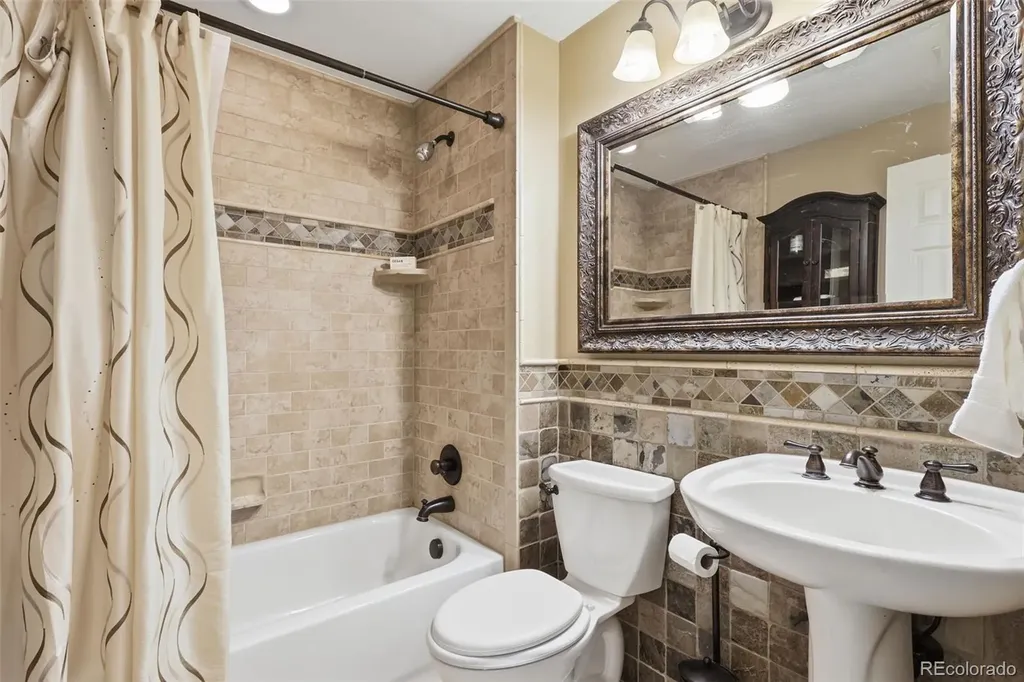 7471 S Curtice Court Littleton CO 80120