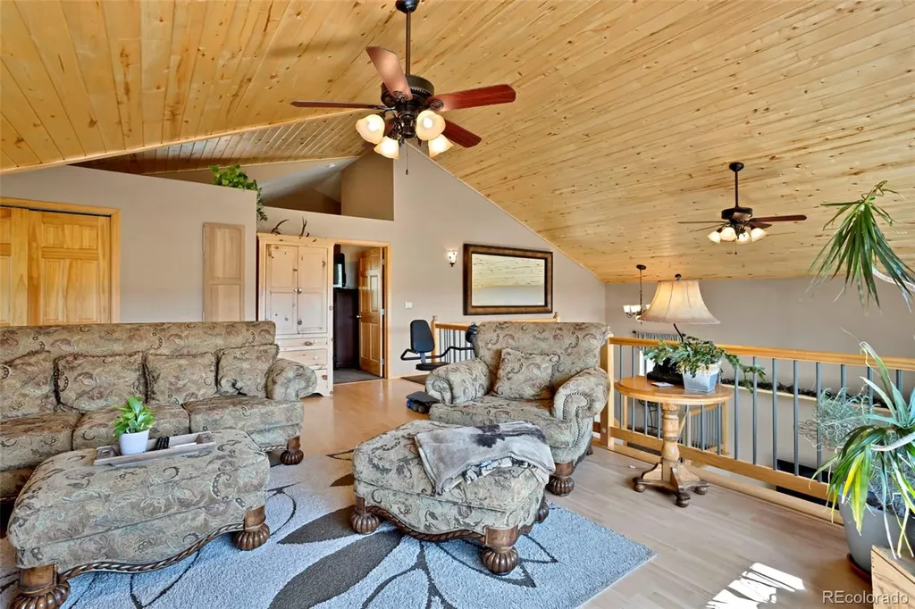 38 Kingston Drive Florissant CO 80816