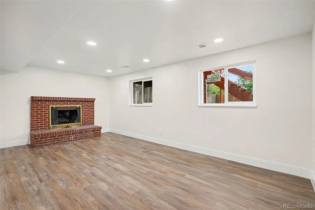 12006 E Arizona Drive Aurora CO 80012