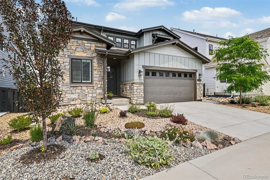 8765 Moonshimmer Trail Littleton CO 80125