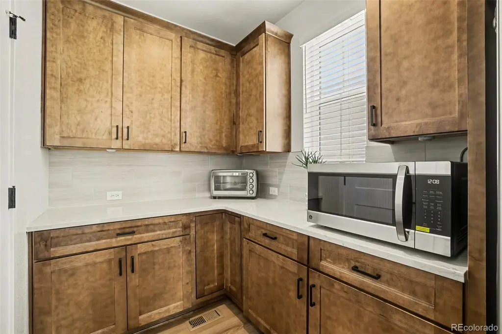 8765 Moonshimmer Trail Littleton CO 80125