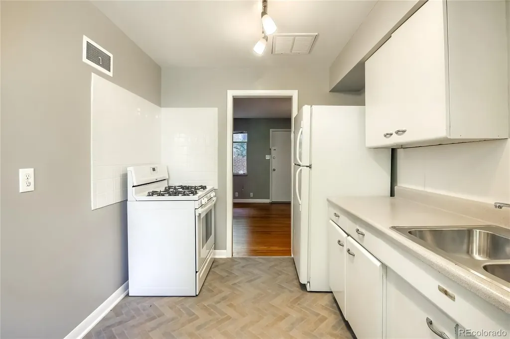 35 N Washington Denver CO 80203