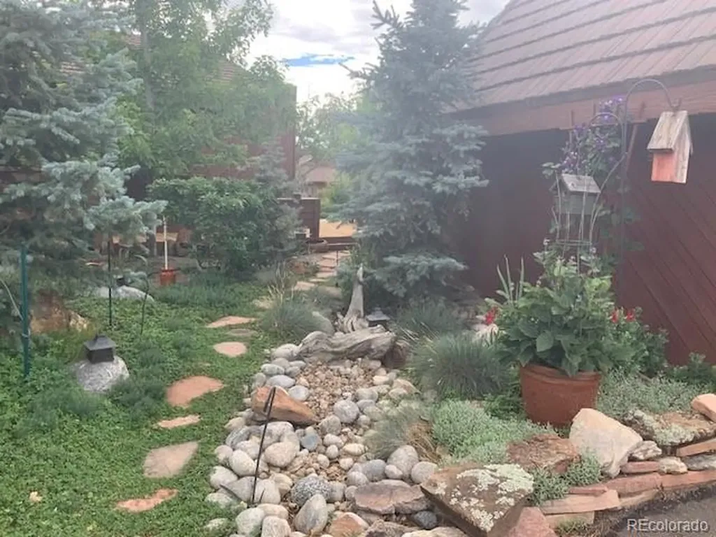 4535 Sentinel Rock Larkspur CO 80118
