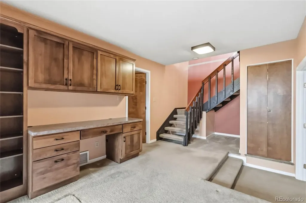 4535 Sentinel Rock Larkspur CO 80118