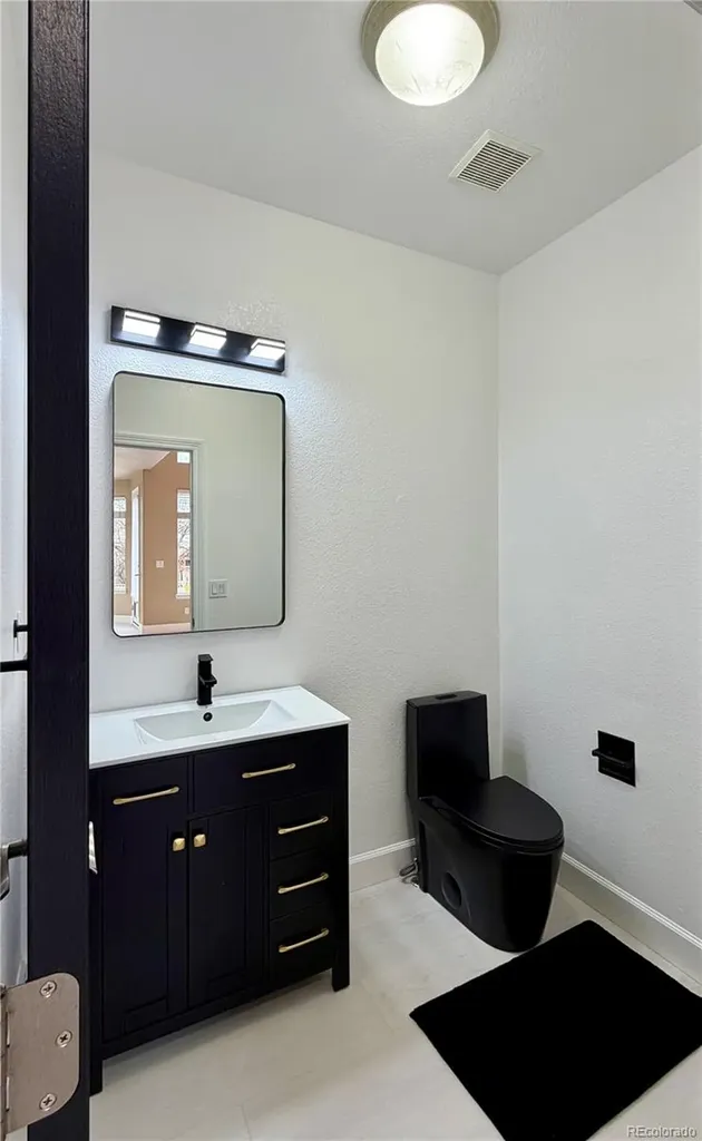 22163 E Rowland Place Aurora CO 80016