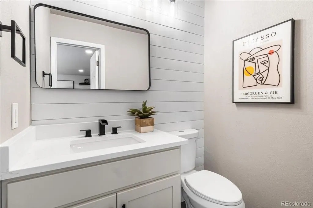 4669 S Idalia Street Aurora CO 80015