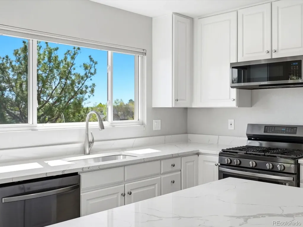 1630 Peregrine Court Broomfield CO 80020