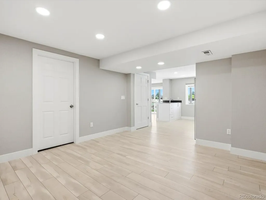 1630 Peregrine Court Broomfield CO 80020