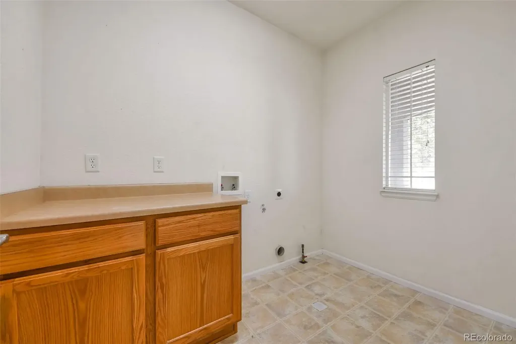 10492 Norfolk Court Commerce City CO 80022