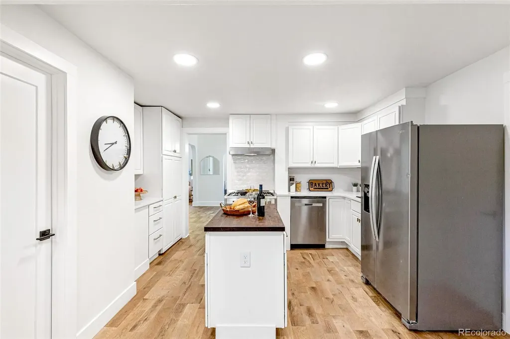 2492 N Lamar Street Edgewater CO 80214