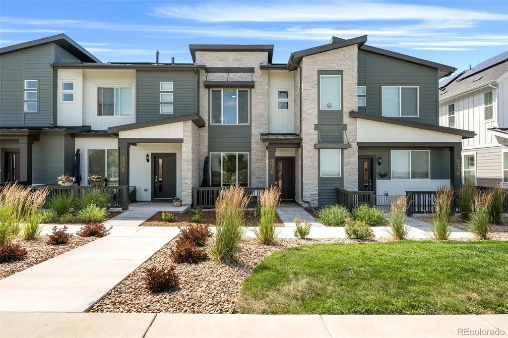 9042 Gladiola Way Arvada CO 80005