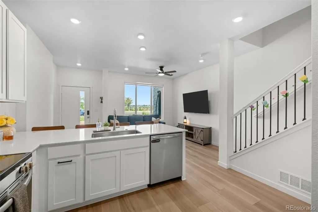9042 Gladiola Way Arvada CO 80005