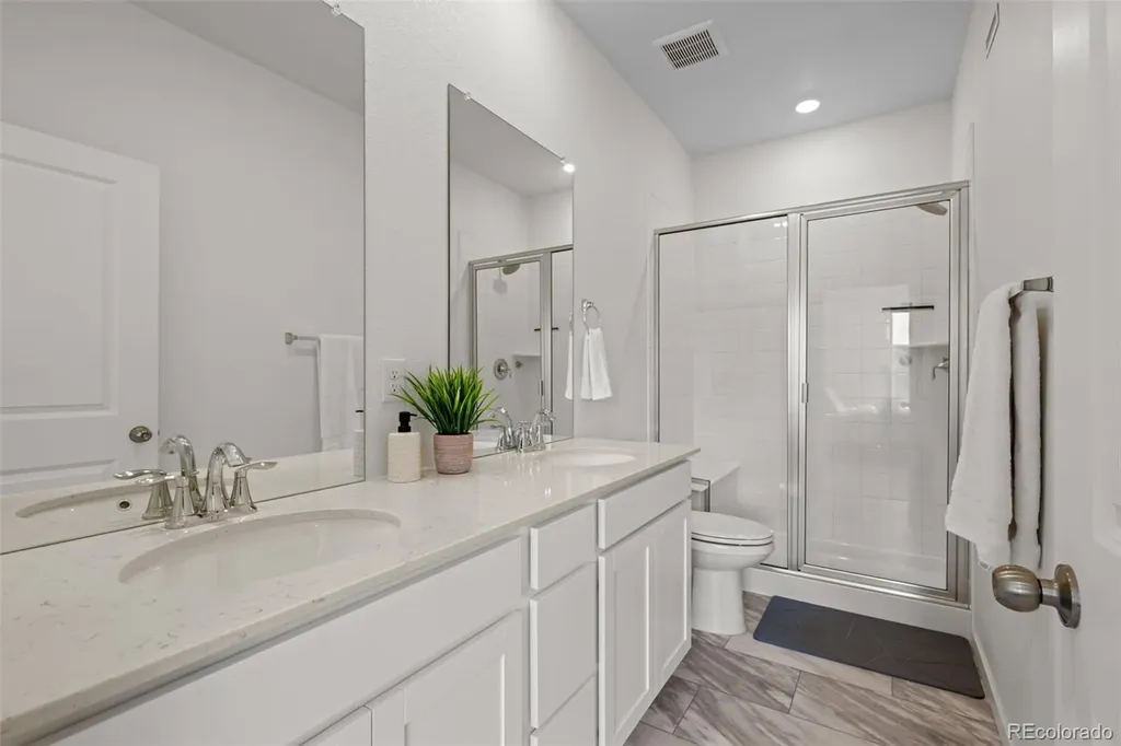 9042 Gladiola Way Arvada CO 80005