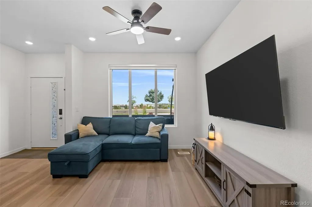 9042 Gladiola Way Arvada CO 80005