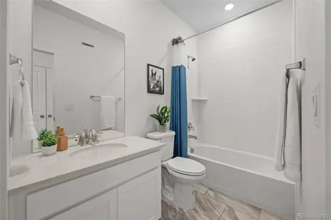 9042 Gladiola Way Arvada CO 80005