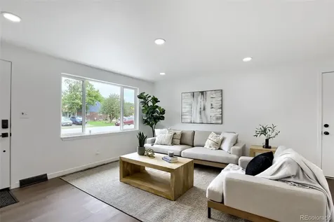 909 E 9th Avenue Broomfield CO 80020