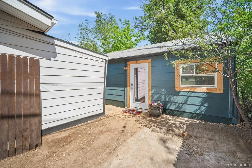 1665 W Progress Avenue Littleton CO 80120