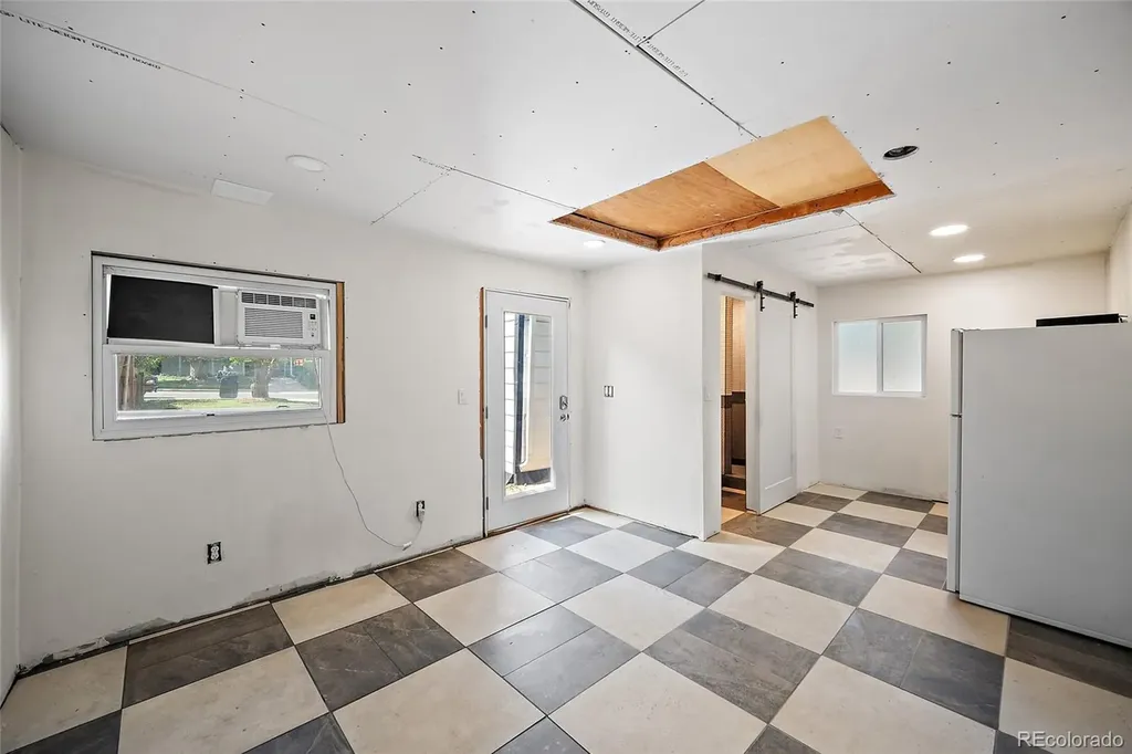 1665 W Progress Avenue Littleton CO 80120