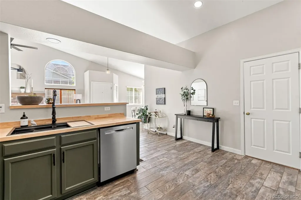 5976 S Jellison Street Littleton CO 80123