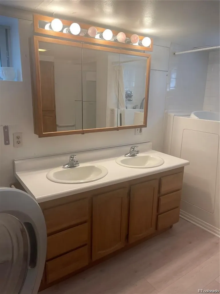 1143 S Corona Street Denver CO 80210