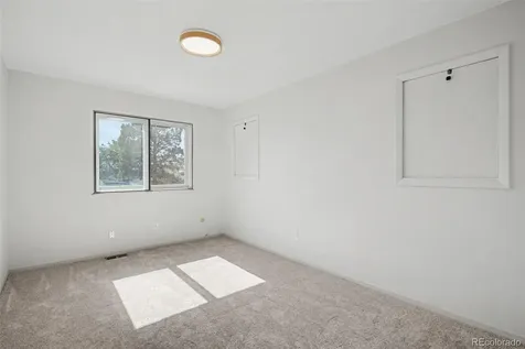 2065 S Rifle Street Aurora CO 80013
