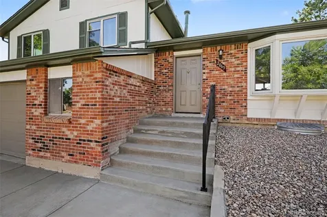 2065 S Rifle Street Aurora CO 80013