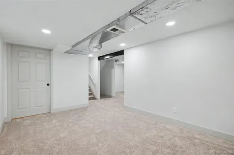 2065 S Rifle Street Aurora CO 80013