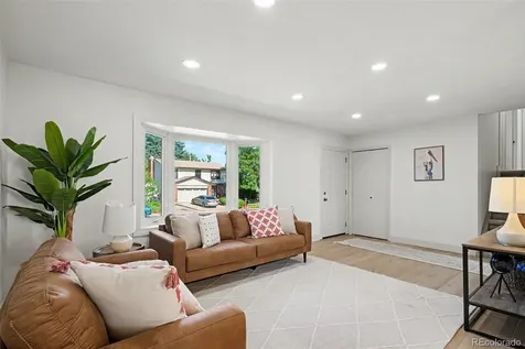 2065 S Rifle Street Aurora CO 80013